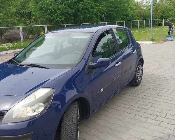 Синій Рено Кліо, об'ємом двигуна 1.6 л та пробігом 141 тис. км за 4650 $, фото 11 на Automoto.ua