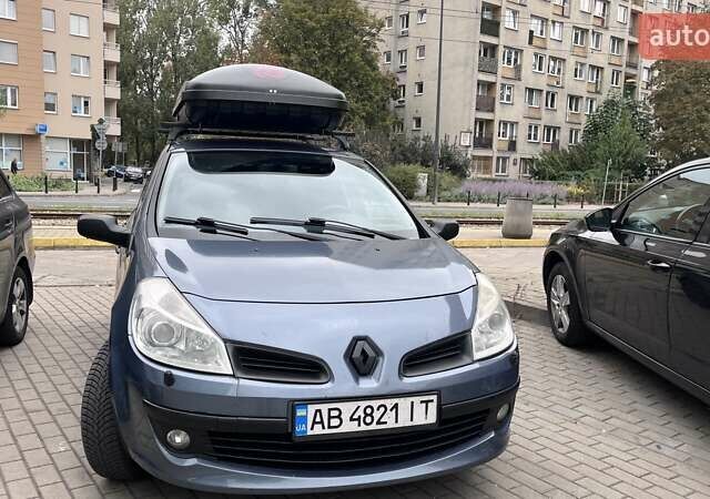Синий Рено Клио, объемом двигателя 1.5 л и пробегом 275 тыс. км за 5200 $, фото 1 на Automoto.ua