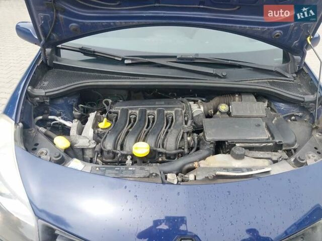 Синій Рено Кліо, об'ємом двигуна 1.6 л та пробігом 141 тис. км за 4650 $, фото 43 на Automoto.ua