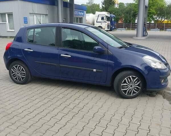 Синій Рено Кліо, об'ємом двигуна 1.6 л та пробігом 141 тис. км за 4650 $, фото 19 на Automoto.ua