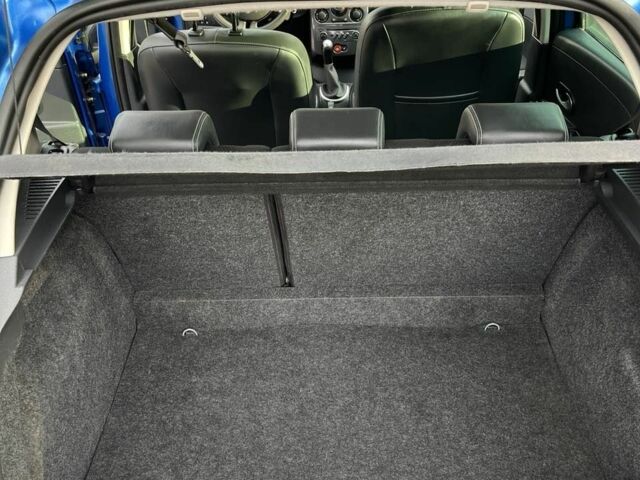 Синий Рено Клио, объемом двигателя 0 л и пробегом 206 тыс. км за 5200 $, фото 13 на Automoto.ua