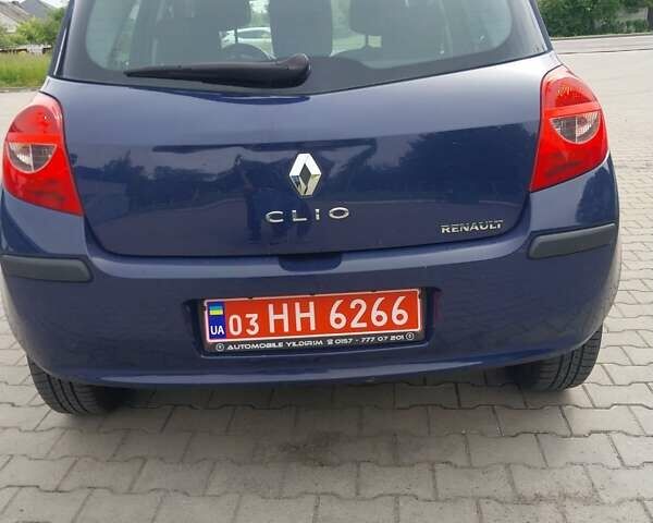 Синій Рено Кліо, об'ємом двигуна 1.6 л та пробігом 141 тис. км за 4650 $, фото 10 на Automoto.ua