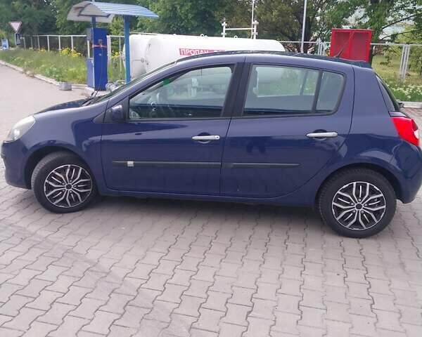 Синій Рено Кліо, об'ємом двигуна 1.6 л та пробігом 141 тис. км за 4650 $, фото 6 на Automoto.ua