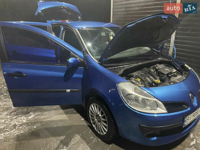 Рено Клио 2006 в Пирятине на Automoto.ua Синий Рено Клио, объемом двигателя 1.6 л и пробегом 198 тыс. км за 4700 $, фото 11 на Automoto.ua