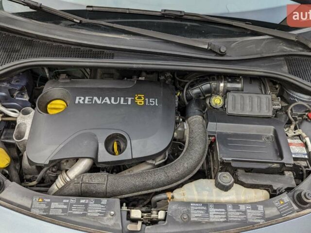 Синій Рено Кліо, об'ємом двигуна 1.5 л та пробігом 125 тис. км за 6000 $, фото 1 на Automoto.ua