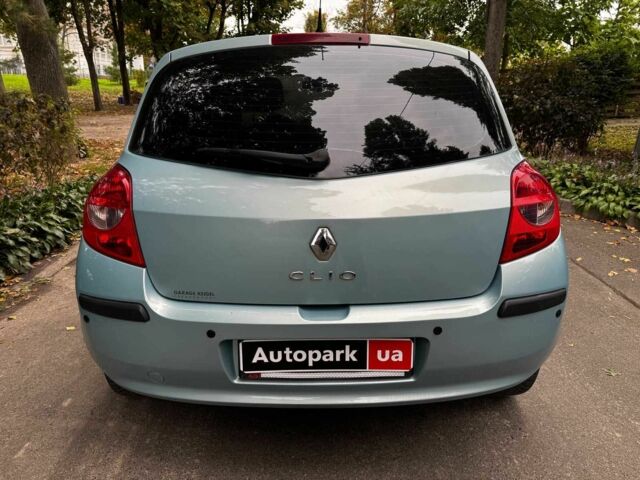 Синій Рено Кліо, об'ємом двигуна 1.5 л та пробігом 192 тис. км за 4490 $, фото 5 на Automoto.ua