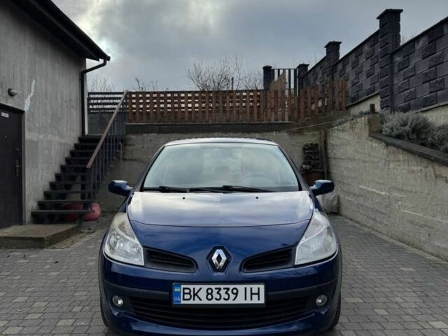 Синій Рено Кліо, об'ємом двигуна 1.6 л та пробігом 148 тис. км за 6100 $, фото 1 на Automoto.ua