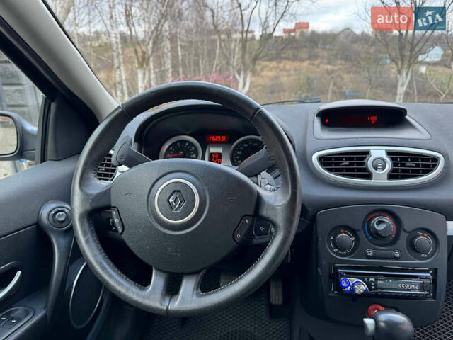 Синій Рено Кліо, об'ємом двигуна 1.6 л та пробігом 148 тис. км за 6100 $, фото 10 на Automoto.ua