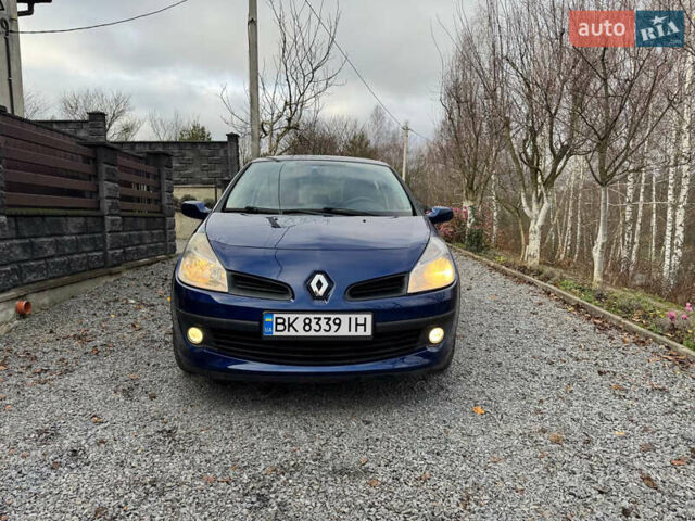 Синій Рено Кліо, об'ємом двигуна 1.6 л та пробігом 148 тис. км за 6100 $, фото 4 на Automoto.ua