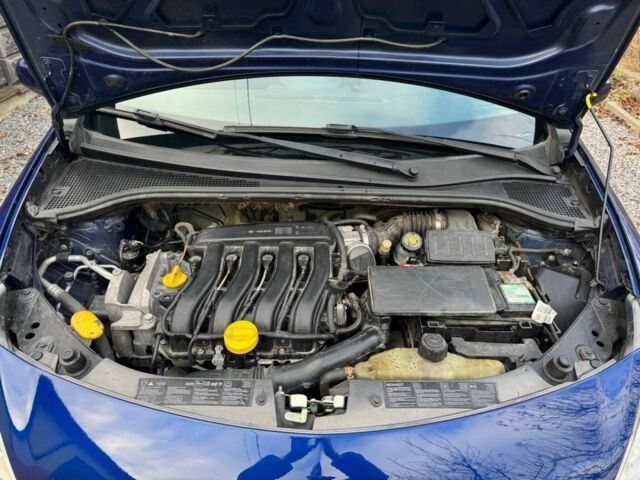 Синій Рено Кліо, об'ємом двигуна 1.6 л та пробігом 148 тис. км за 6100 $, фото 6 на Automoto.ua
