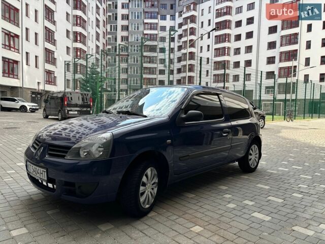 Синий Рено Клио, объемом двигателя 1.15 л и пробегом 196 тыс. км за 3200 $, фото 3 на Automoto.ua