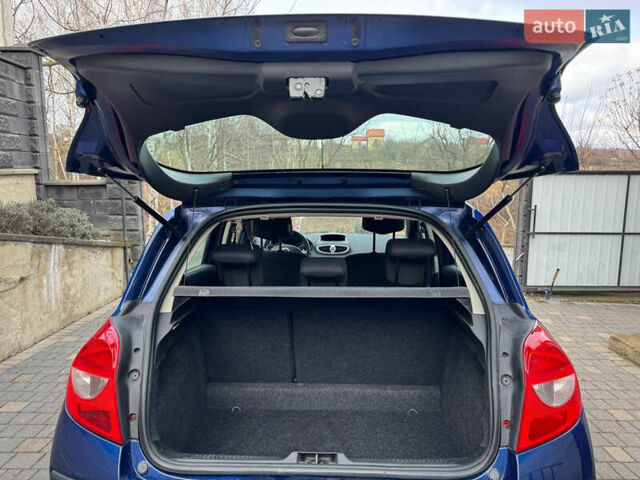 Синій Рено Кліо, об'ємом двигуна 1.6 л та пробігом 148 тис. км за 6100 $, фото 9 на Automoto.ua