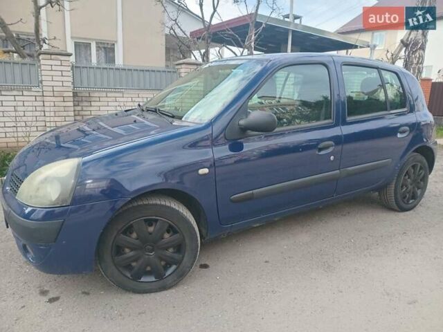 Синий Рено Клио, объемом двигателя 1.15 л и пробегом 295 тыс. км за 3950 $, фото 7 на Automoto.ua