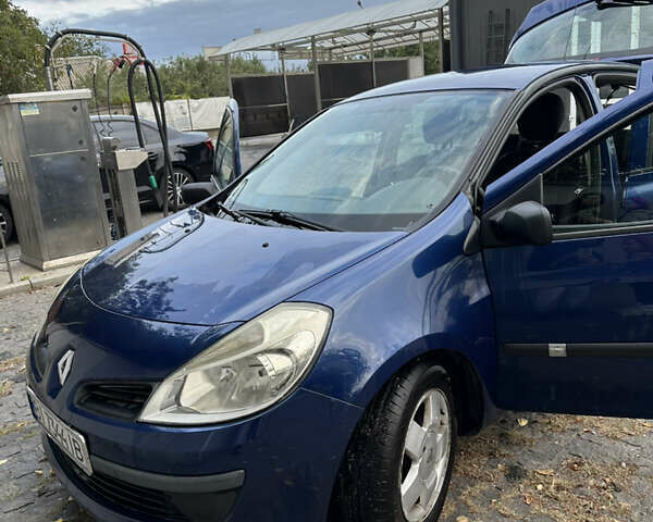 Синий Рено Клио, объемом двигателя 1.15 л и пробегом 224 тыс. км за 3600 $, фото 1 на Automoto.ua