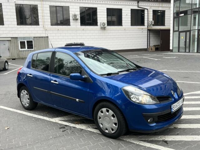 Синій Рено Кліо, об'ємом двигуна 1.15 л та пробігом 175 тис. км за 4800 $, фото 1 на Automoto.ua