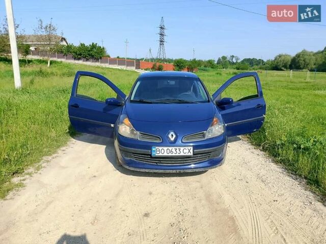 Синий Рено Клио, объемом двигателя 1.15 л и пробегом 270 тыс. км за 2800 $, фото 11 на Automoto.ua