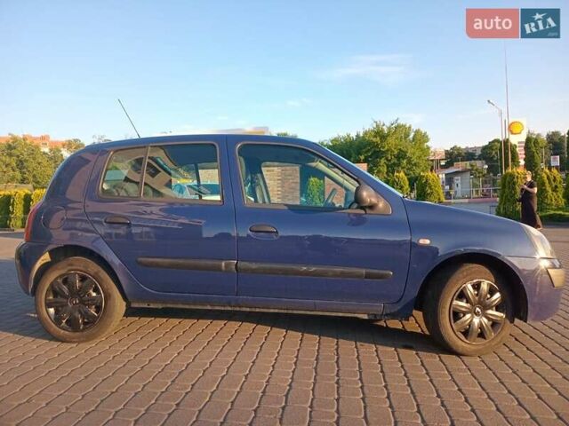 Синій Рено Кліо, об'ємом двигуна 1.2 л та пробігом 295 тис. км за 3250 $, фото 5 на Automoto.ua
