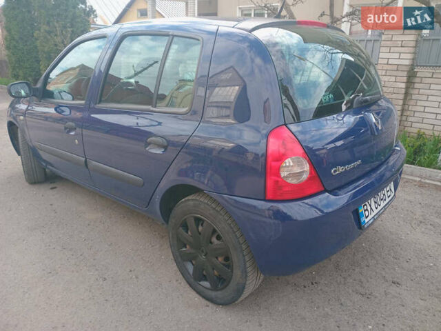 Синий Рено Клио, объемом двигателя 1.2 л и пробегом 299 тыс. км за 2999 $, фото 5 на Automoto.ua