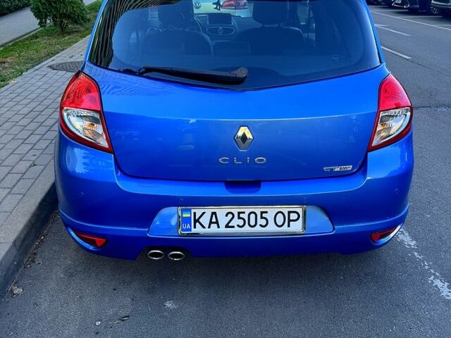 Синий Рено Клио, объемом двигателя 1.6 л и пробегом 192 тыс. км за 7000 $, фото 2 на Automoto.ua