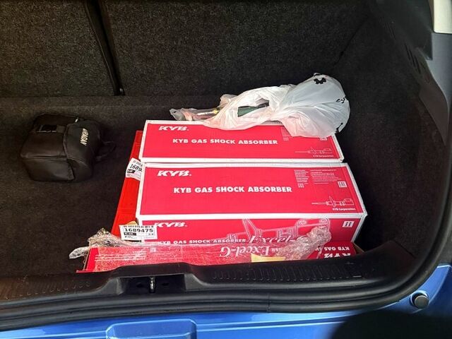 Синій Рено Кліо, об'ємом двигуна 1.6 л та пробігом 100 тис. км за 6000 $, фото 13 на Automoto.ua