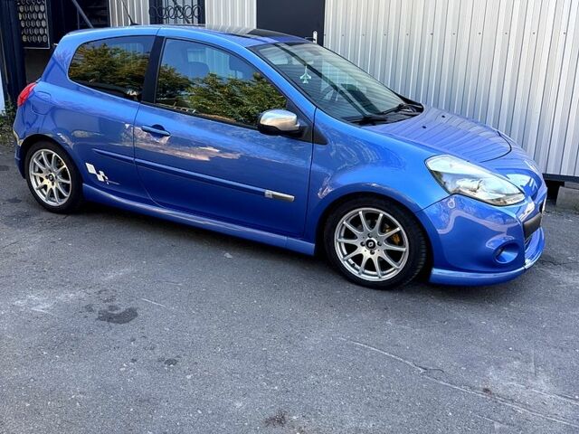 Синий Рено Клио, объемом двигателя 1.6 л и пробегом 192 тыс. км за 7000 $, фото 5 на Automoto.ua