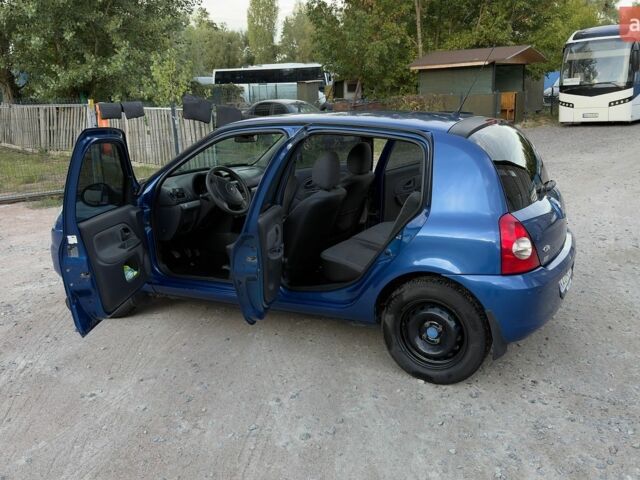 Синий Рено Клио, объемом двигателя 1.15 л и пробегом 189 тыс. км за 4200 $, фото 9 на Automoto.ua
