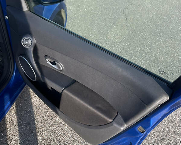 Синий Рено Клио, объемом двигателя 1.15 л и пробегом 195 тыс. км за 4900 $, фото 24 на Automoto.ua