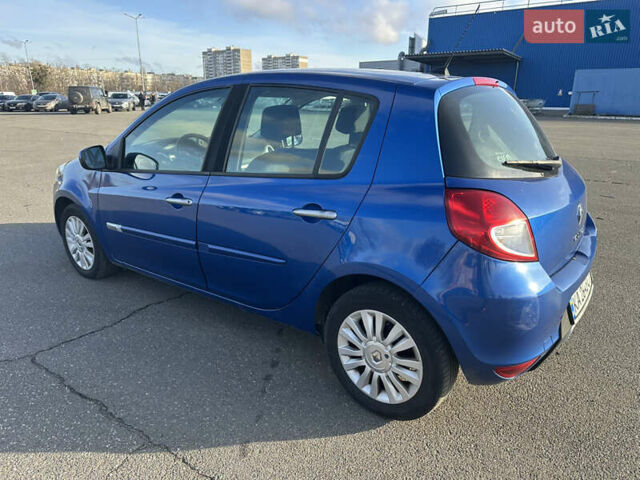 Синий Рено Клио, объемом двигателя 1.15 л и пробегом 195 тыс. км за 4900 $, фото 11 на Automoto.ua