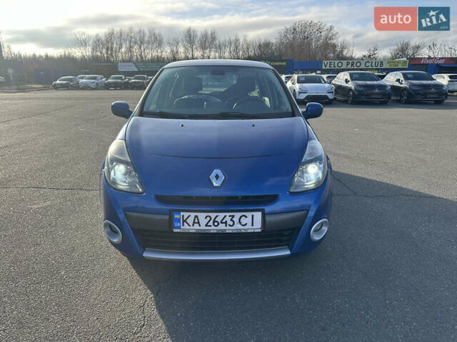Синий Рено Клио, объемом двигателя 1.15 л и пробегом 195 тыс. км за 4900 $, фото 1 на Automoto.ua