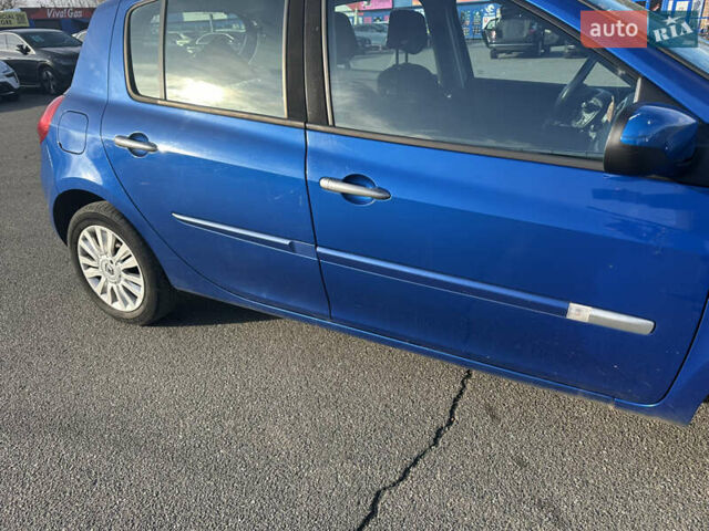 Синий Рено Клио, объемом двигателя 1.15 л и пробегом 195 тыс. км за 4900 $, фото 5 на Automoto.ua
