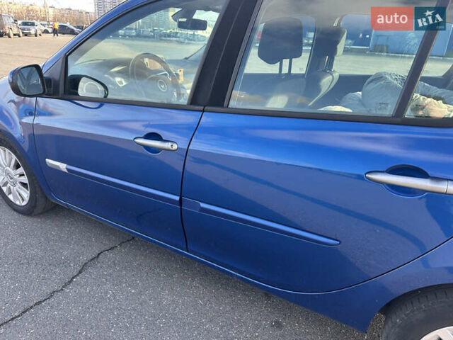 Синий Рено Клио, объемом двигателя 1.15 л и пробегом 195 тыс. км за 4900 $, фото 13 на Automoto.ua