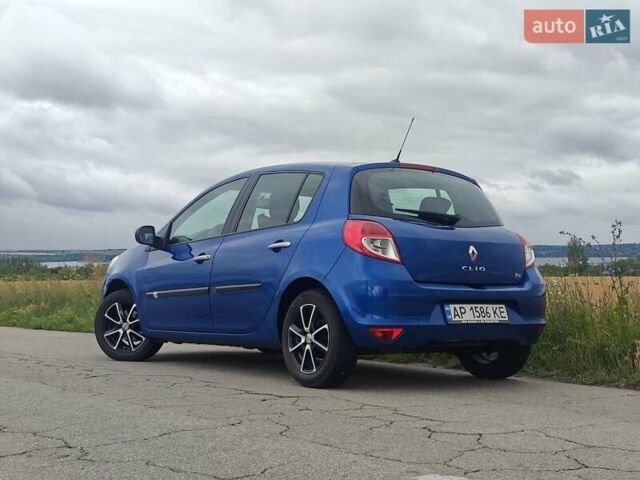 Синий Рено Клио, объемом двигателя 1.15 л и пробегом 178 тыс. км за 6500 $, фото 7 на Automoto.ua