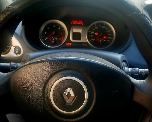 Синий Рено Клио, объемом двигателя 1.46 л и пробегом 272 тыс. км за 5500 $, фото 8 на Automoto.ua