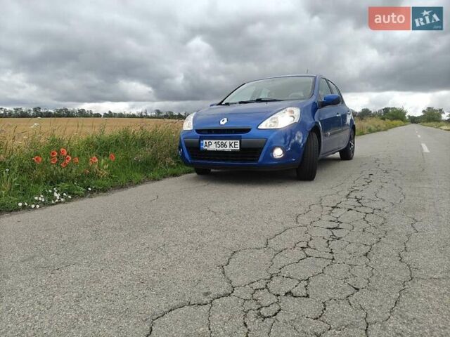 Синий Рено Клио, объемом двигателя 1.15 л и пробегом 178 тыс. км за 6500 $, фото 1 на Automoto.ua