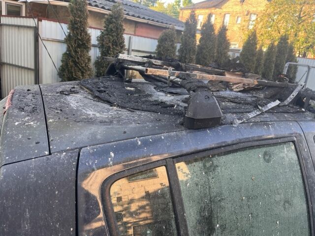 Синий Рено Клио, объемом двигателя 1.1 л и пробегом 240 тыс. км за 2000 $, фото 12 на Automoto.ua