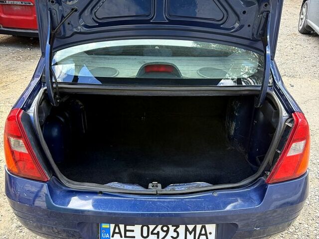 Синий Рено Клио, объемом двигателя 1.4 л и пробегом 286 тыс. км за 2500 $, фото 1 на Automoto.ua