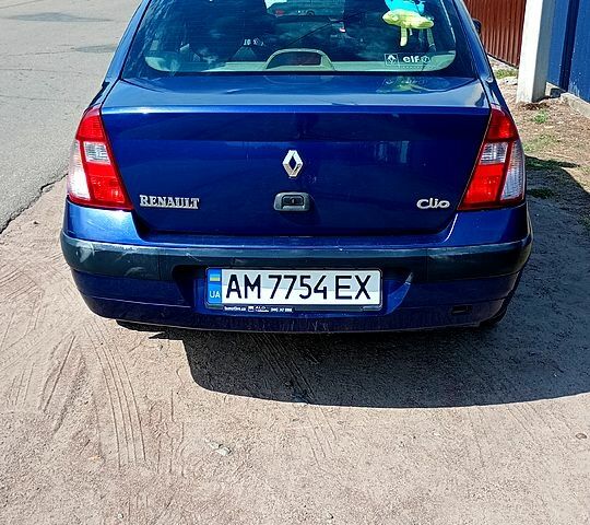 Синий Рено Клио, объемом двигателя 1.4 л и пробегом 399 тыс. км за 2400 $, фото 2 на Automoto.ua