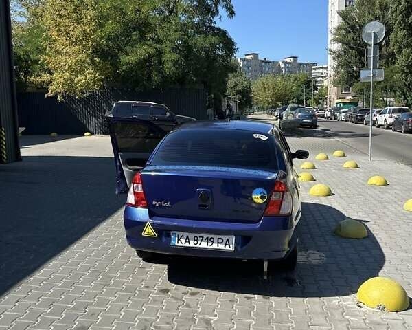 Синий Рено Клио, объемом двигателя 1.4 л и пробегом 176 тыс. км за 3000 $, фото 2 на Automoto.ua