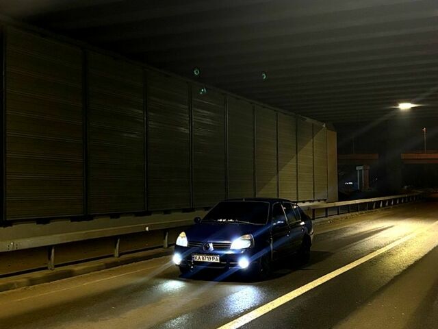 Синий Рено Клио, объемом двигателя 1.4 л и пробегом 183 тыс. км за 3500 $, фото 11 на Automoto.ua