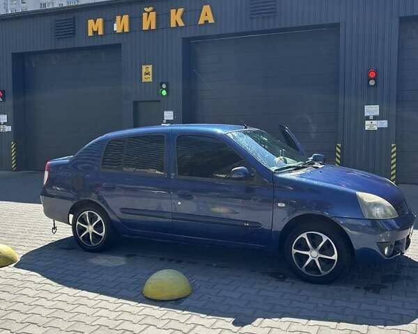 Синий Рено Клио, объемом двигателя 1.4 л и пробегом 176 тыс. км за 3000 $, фото 1 на Automoto.ua