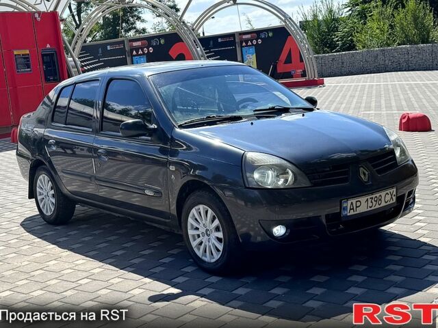 Синий Рено Клио, объемом двигателя 1.4 л и пробегом 243 тыс. км за 2850 $, фото 3 на Automoto.ua