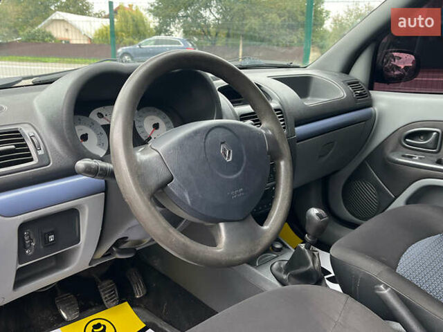 Синій Рено Кліо, об'ємом двигуна 1.39 л та пробігом 211 тис. км за 3400 $, фото 6 на Automoto.ua