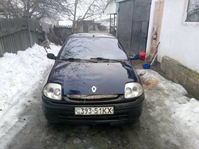 Синій Рено Кліо, об'ємом двигуна 1.2 л та пробігом 353 тис. км за 750 $, фото 3 на Automoto.ua