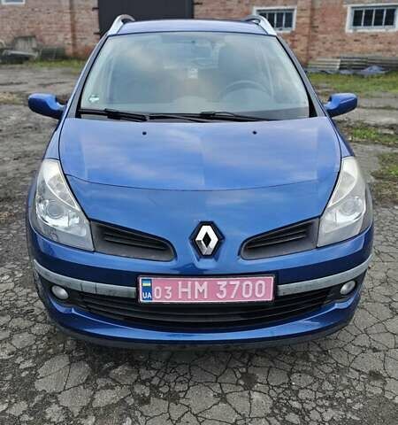 Синий Рено Клио, объемом двигателя 1.5 л и пробегом 296 тыс. км за 5600 $, фото 1 на Automoto.ua