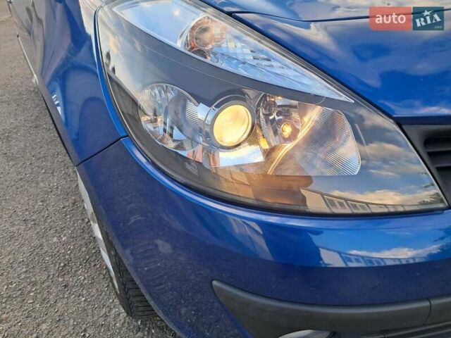 Синий Рено Клио, объемом двигателя 1.15 л и пробегом 145 тыс. км за 4500 $, фото 5 на Automoto.ua