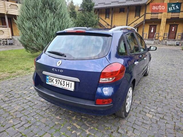 Синій Рено Кліо, об'ємом двигуна 1.5 л та пробігом 212 тис. км за 6250 $, фото 5 на Automoto.ua