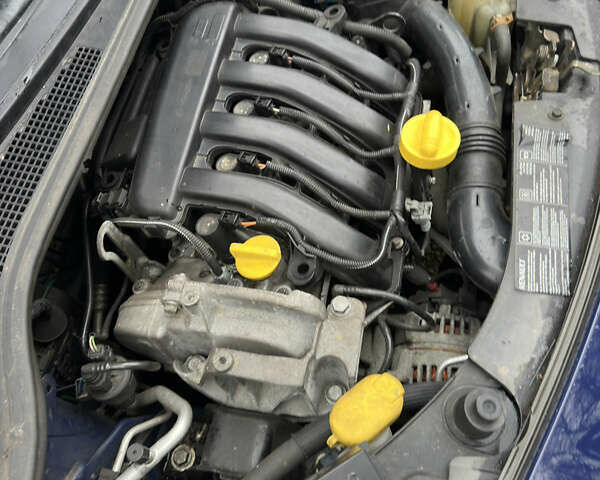 Синий Рено Клио, объемом двигателя 1.6 л и пробегом 137 тыс. км за 5700 $, фото 29 на Automoto.ua