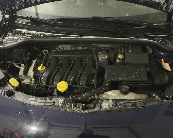 Синий Рено Клио, объемом двигателя 1.6 л и пробегом 135 тыс. км за 6000 $, фото 14 на Automoto.ua