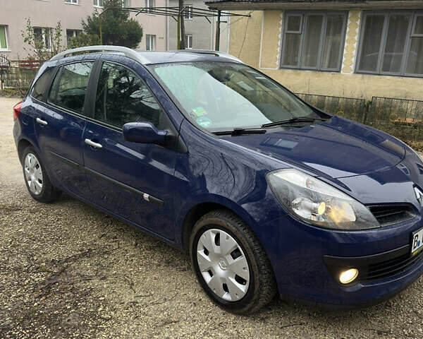 Синий Рено Клио, объемом двигателя 1.6 л и пробегом 137 тыс. км за 5700 $, фото 6 на Automoto.ua