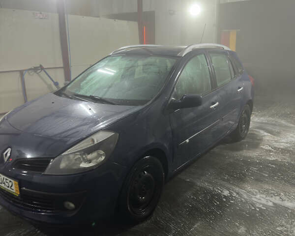 Синий Рено Клио, объемом двигателя 1.6 л и пробегом 135 тыс. км за 6000 $, фото 7 на Automoto.ua